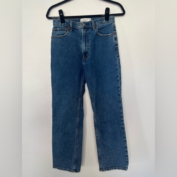 Abercrombie The Ankle Ultra High Rise Jean - Picture 2 of 4